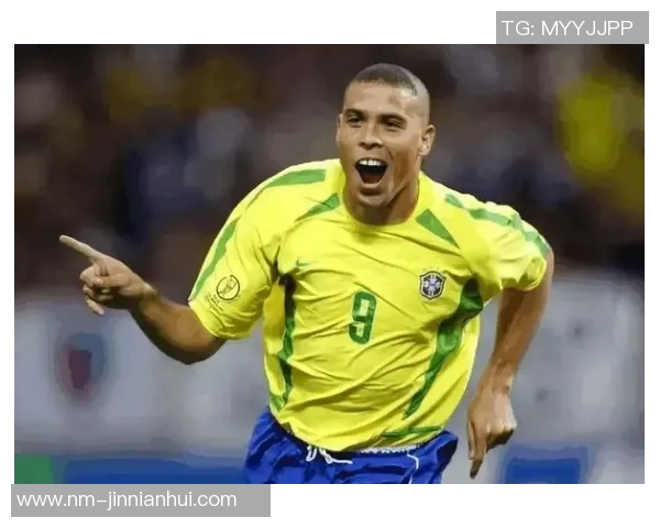 从贫困街头到绿茵传奇 足球巨星背后鲜为人知的悲惨身世揭秘 从贫困街头到绿茵传奇 足球巨星背后鲜为人知的悲惨身世揭秘